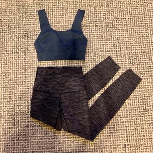 BUNDLE of lululemon leggings and sports bra